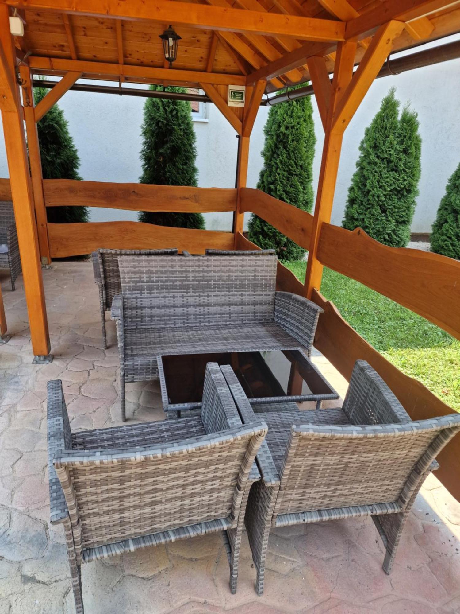 Holiday Apartmanhaz Gyula Exteriér fotografie