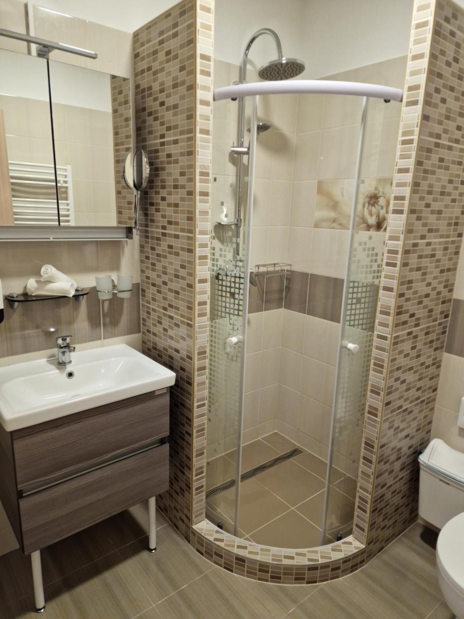 Holiday Apartmanhaz Gyula Exteriér fotografie