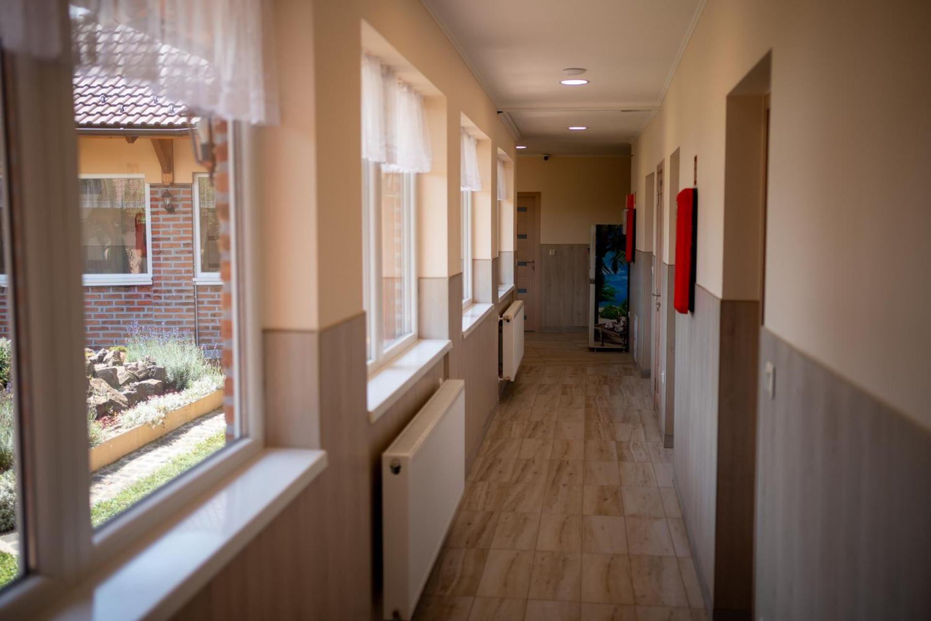 Holiday Apartmanhaz Gyula Exteriér fotografie