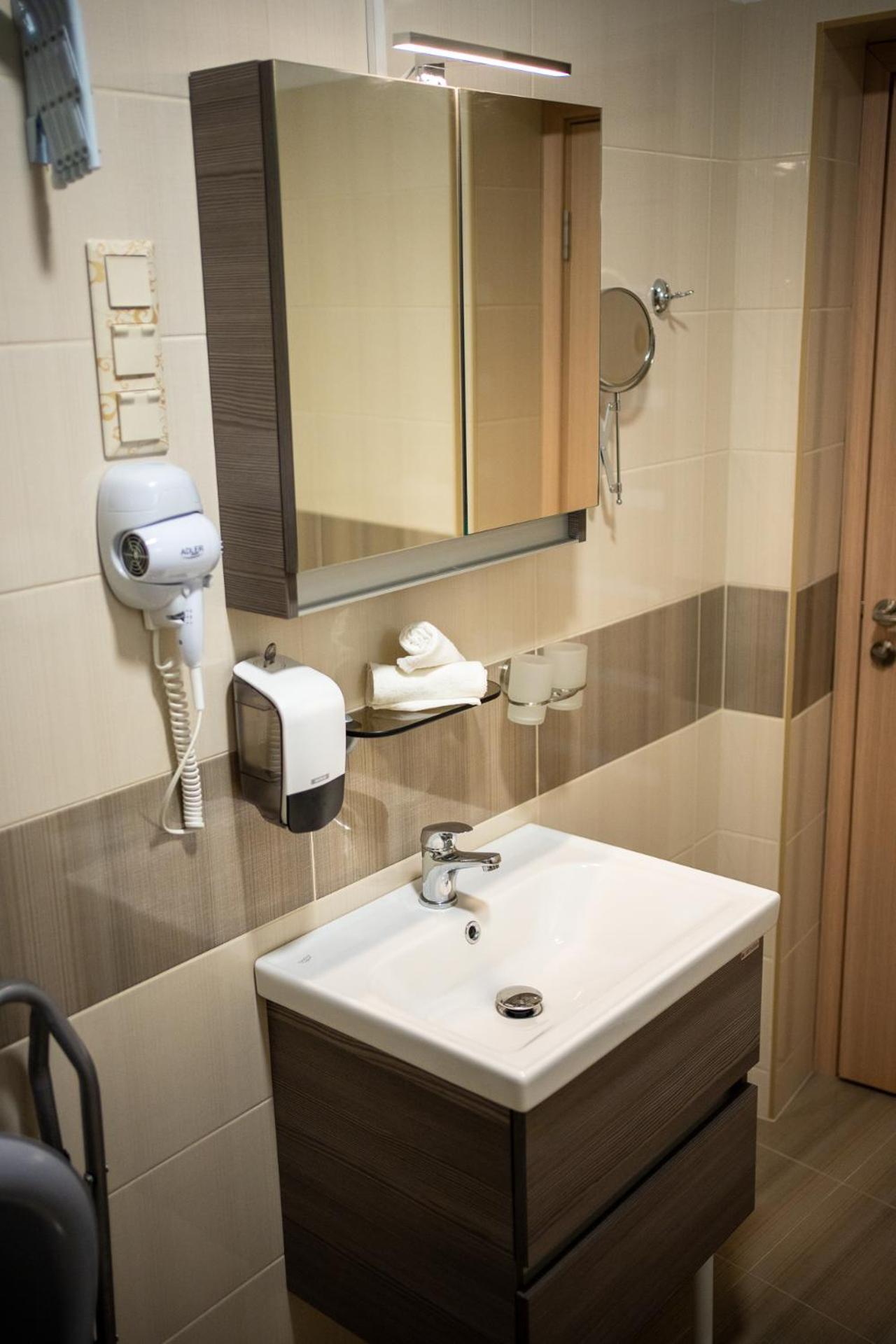 Holiday Apartmanhaz Gyula Exteriér fotografie
