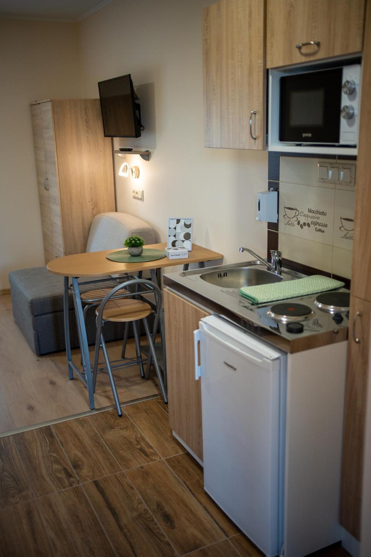 Holiday Apartmanhaz Gyula Exteriér fotografie